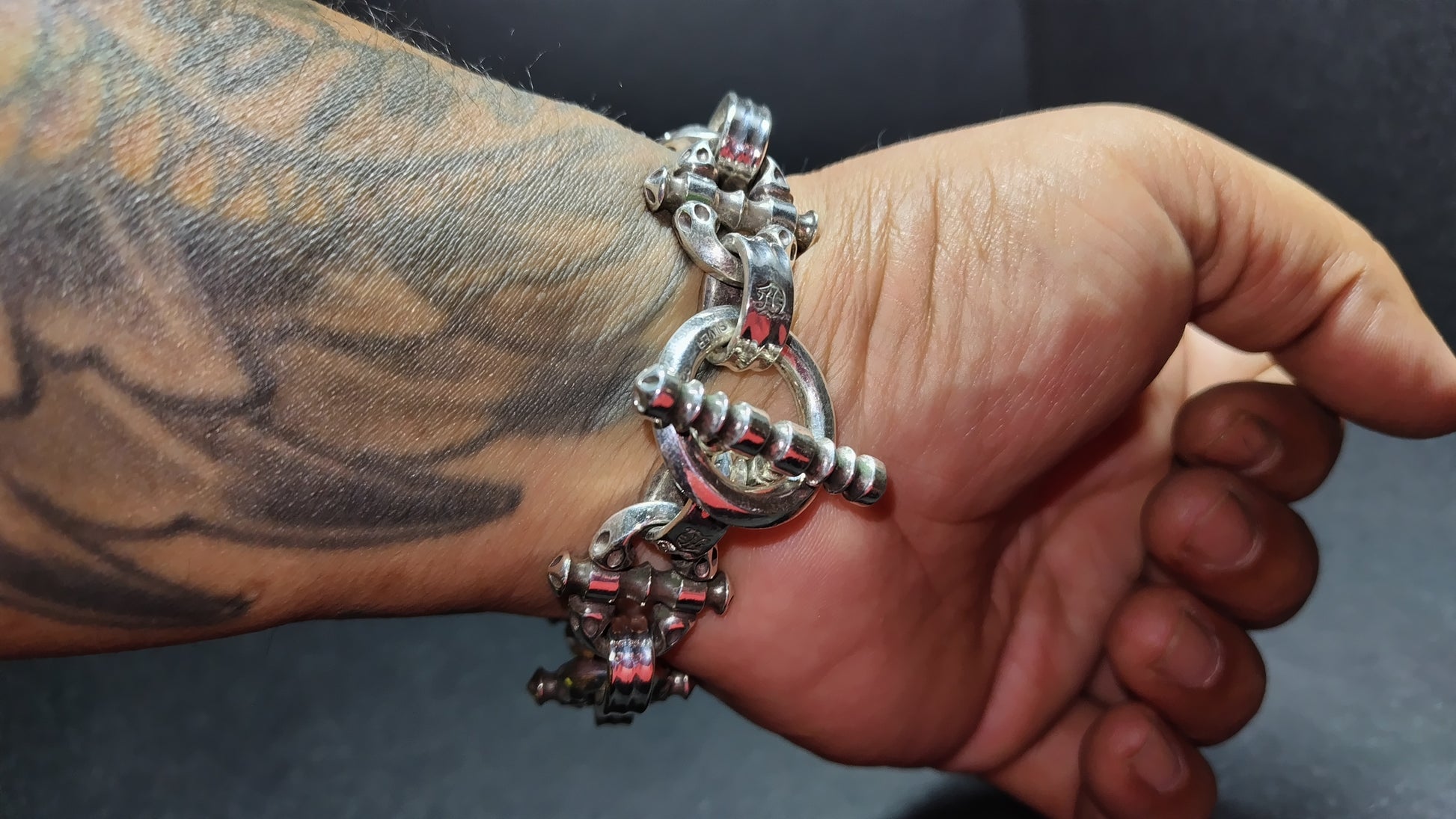 Grip-Link Lock