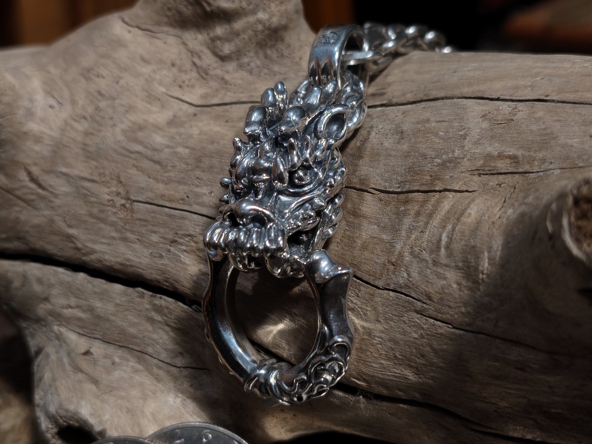 FORTUNE KNOCKER-The Dragon