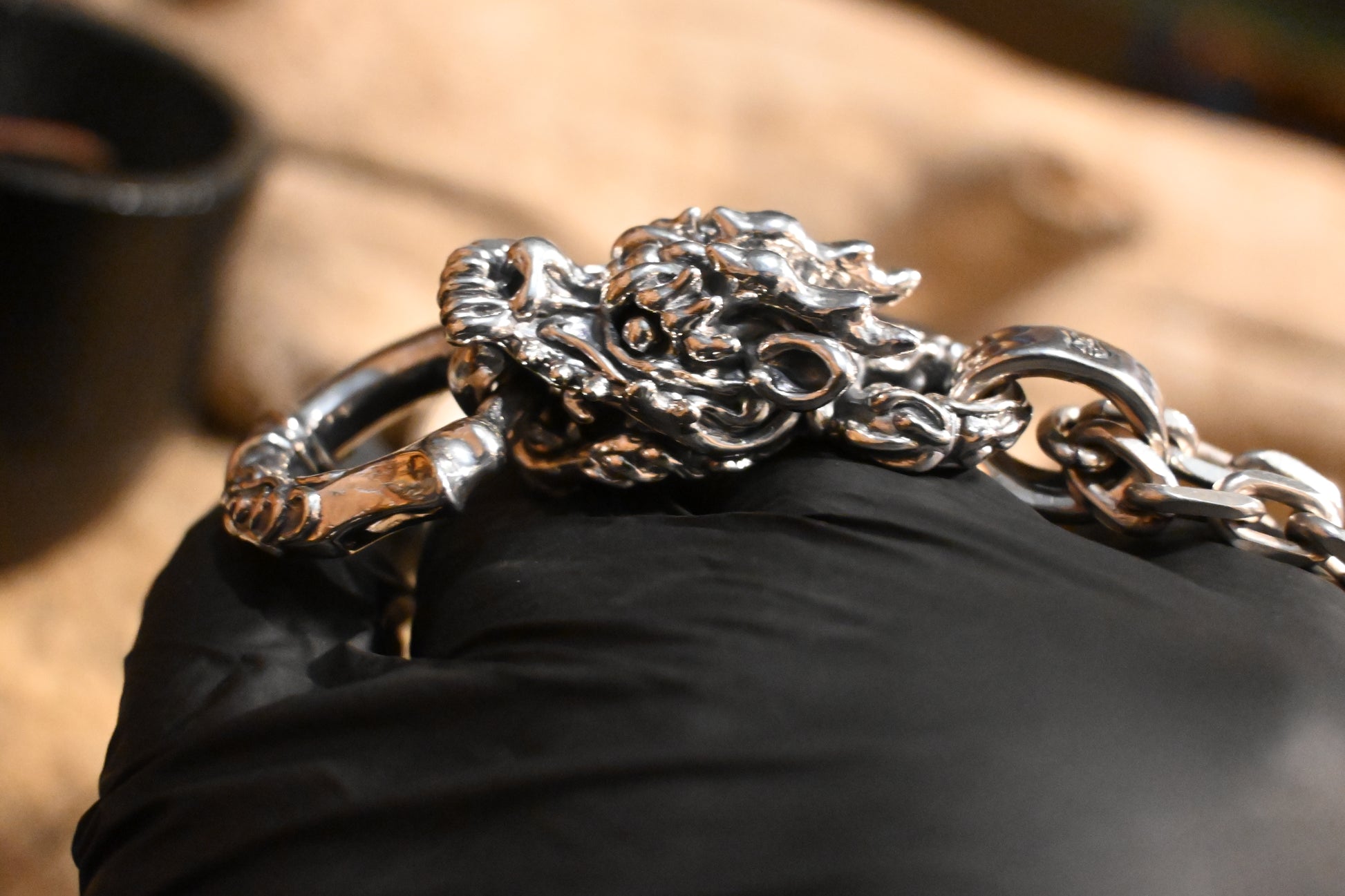 FORTUNE KNOCKER-The Dragon