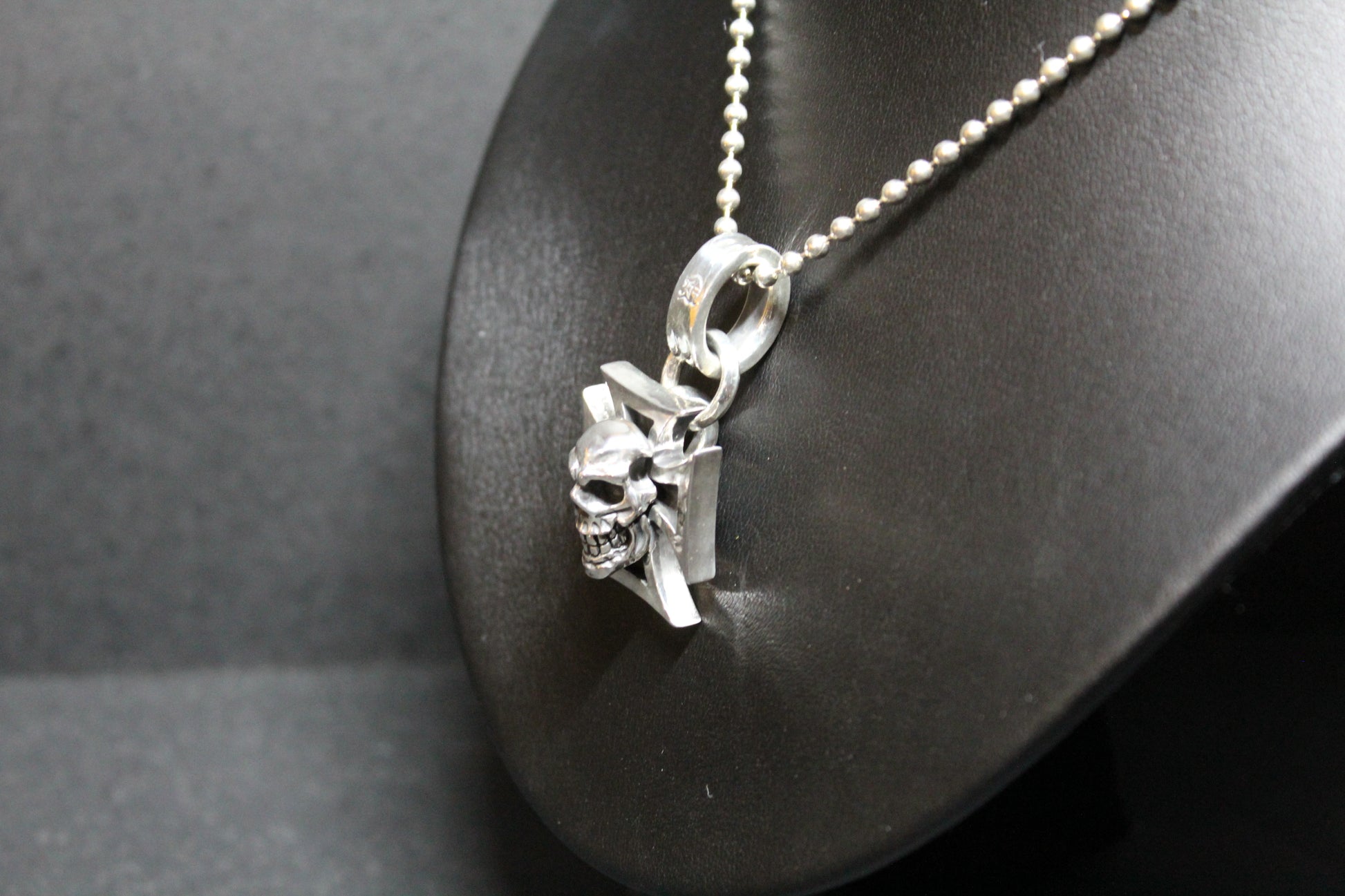 Coat of Arms : Iron Standard (All Sterling Silver)