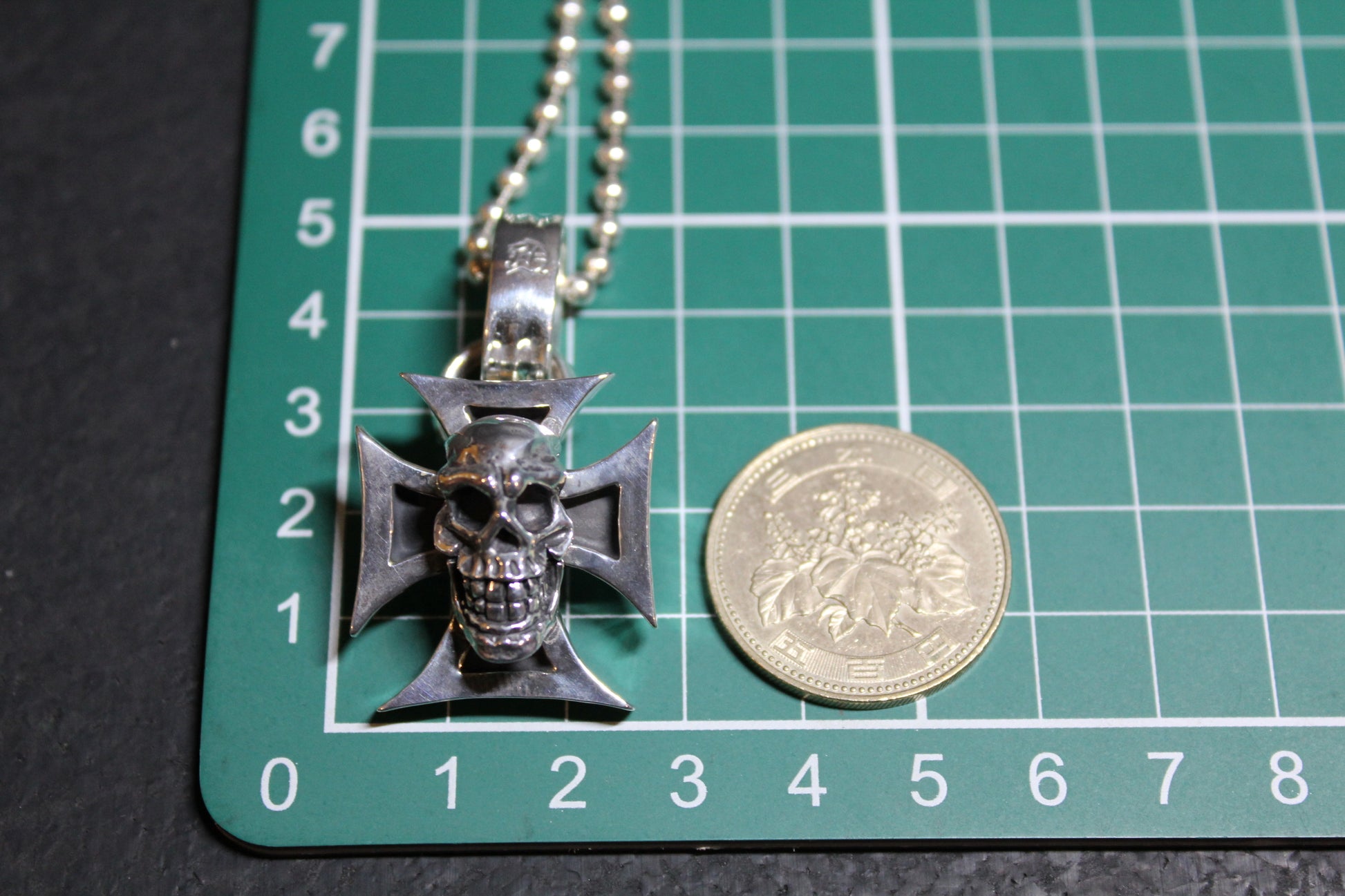 Coat of Arms : Iron Standard (All Sterling Silver)