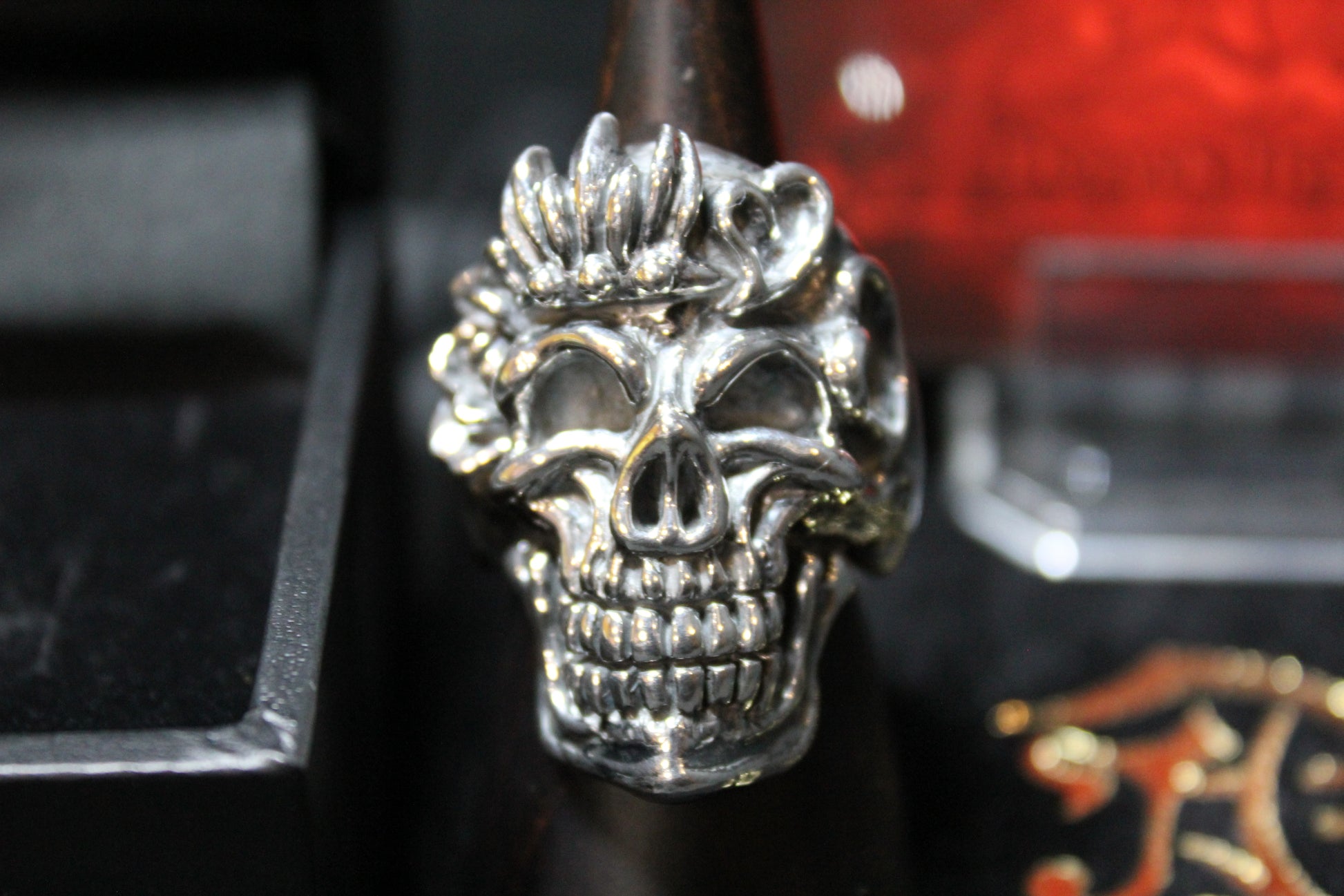 Queen of Hearts Skull (Judith)