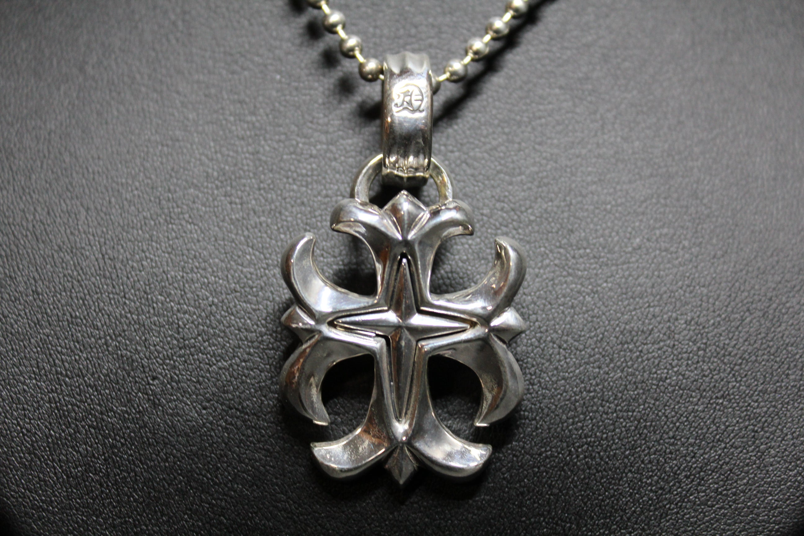 Coat of Arms : Omen Cross (All Sterling Silver)
