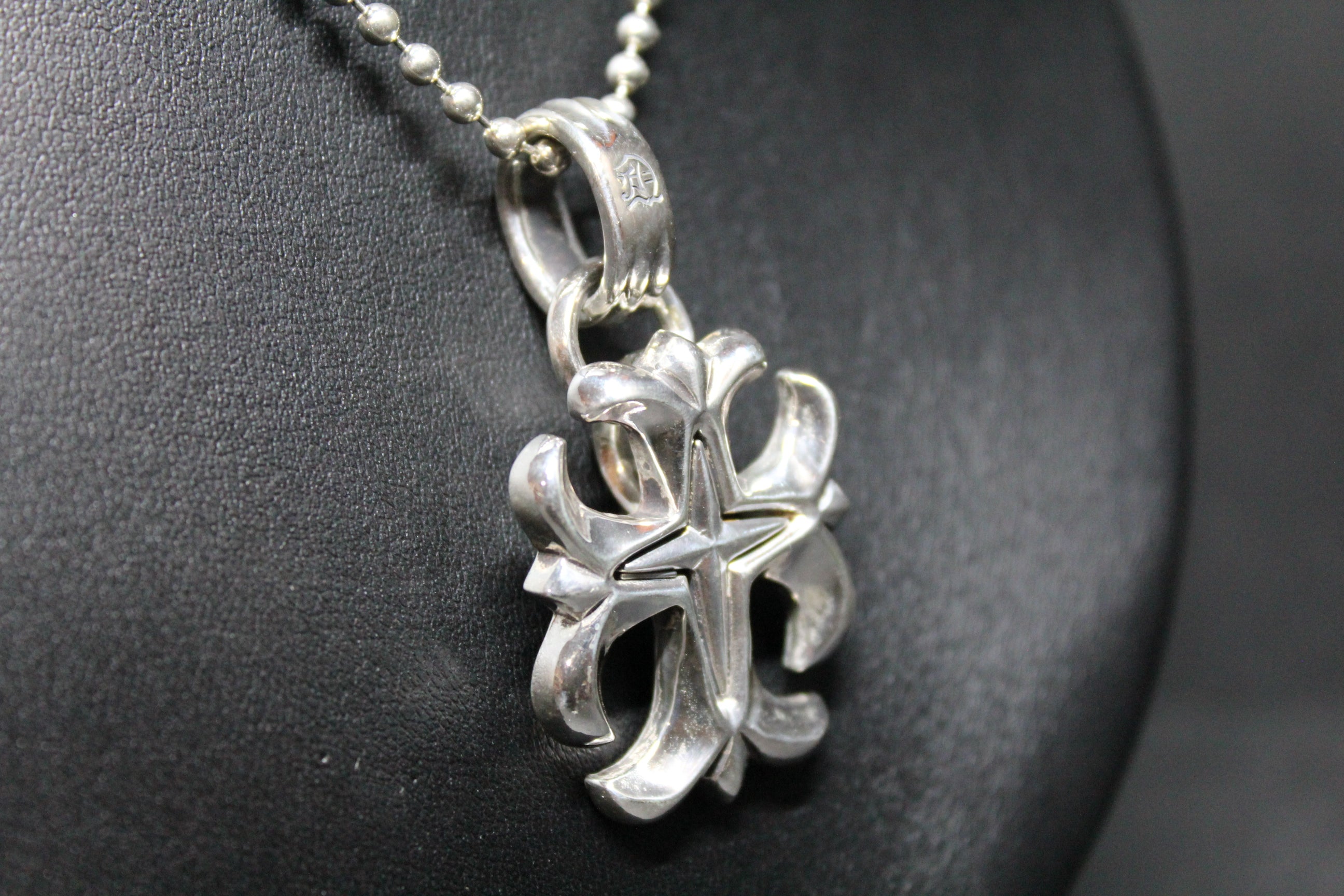 Coat of Arms : Omen Cross (All Sterling Silver)