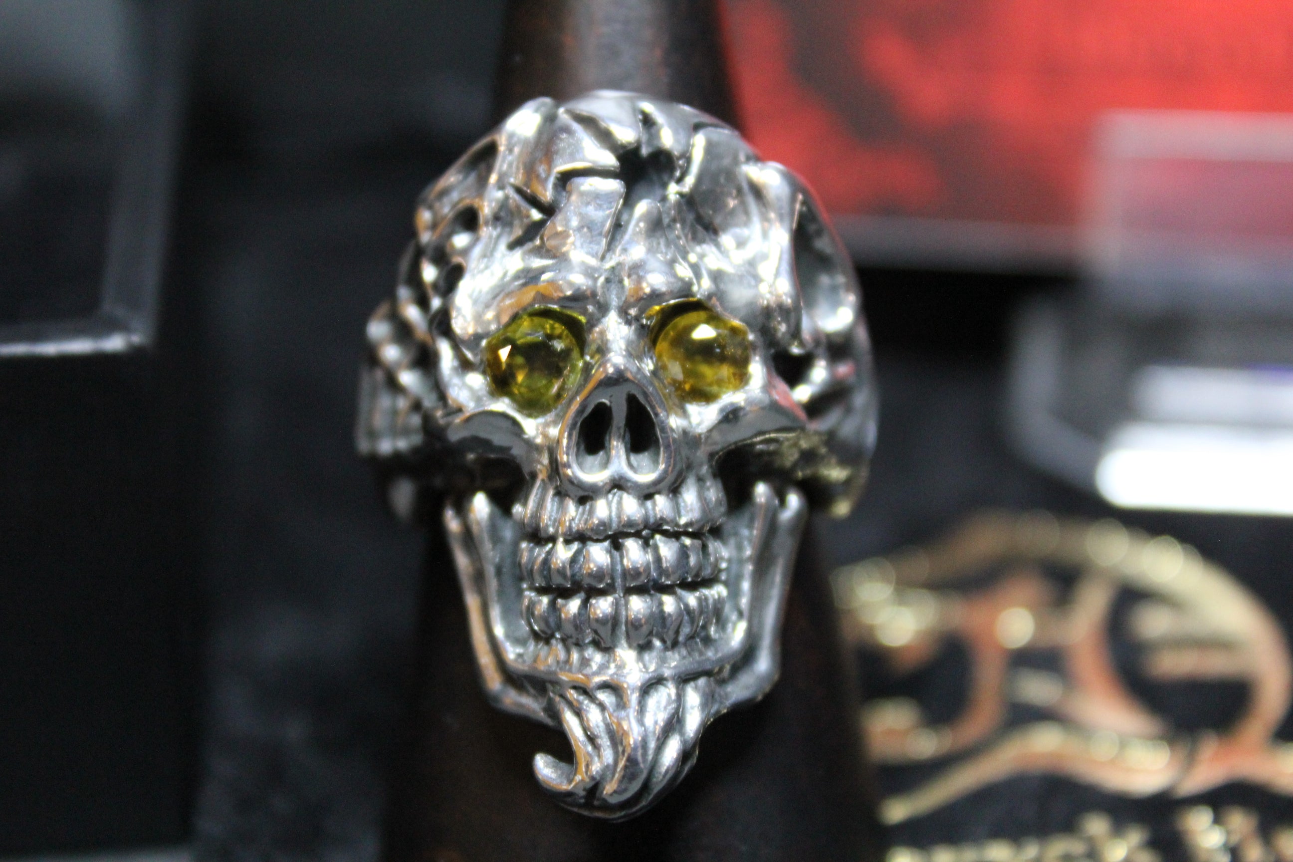 Ace of Spades Skull (Cain, With Yellow Sapphire Eyes)