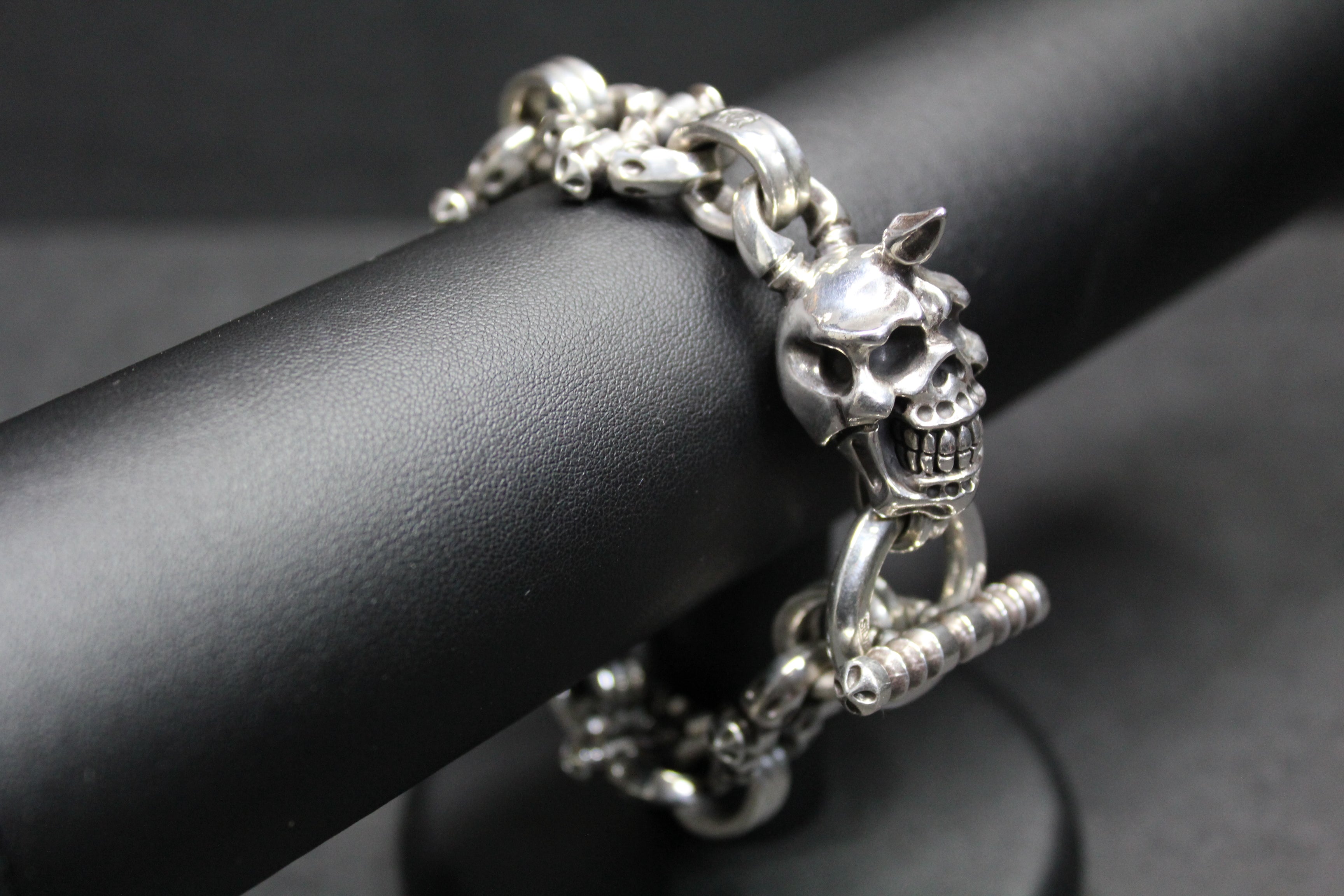 Warden Skull-Lock