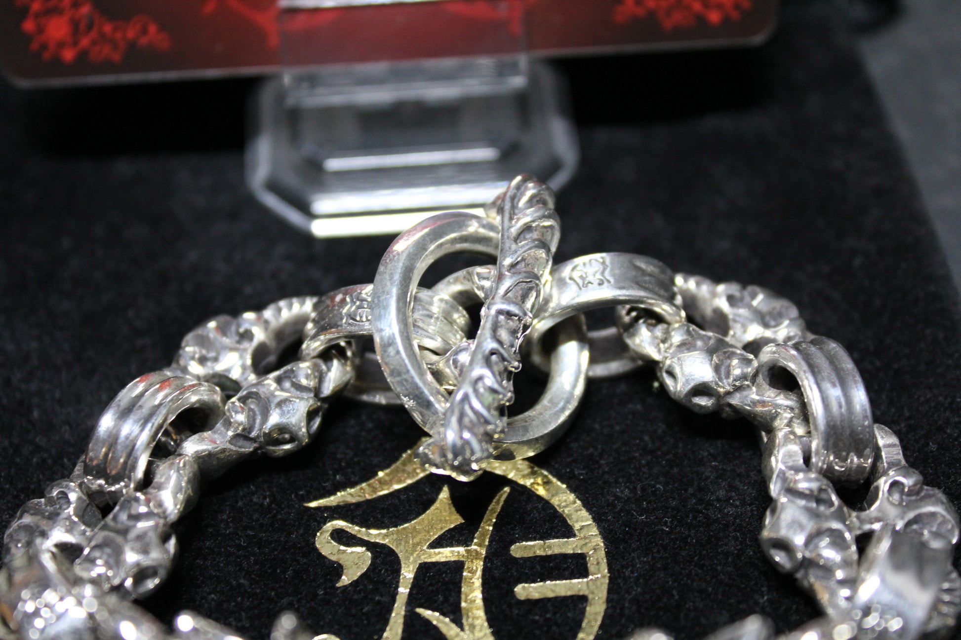 Dragon Head-Twin Lock