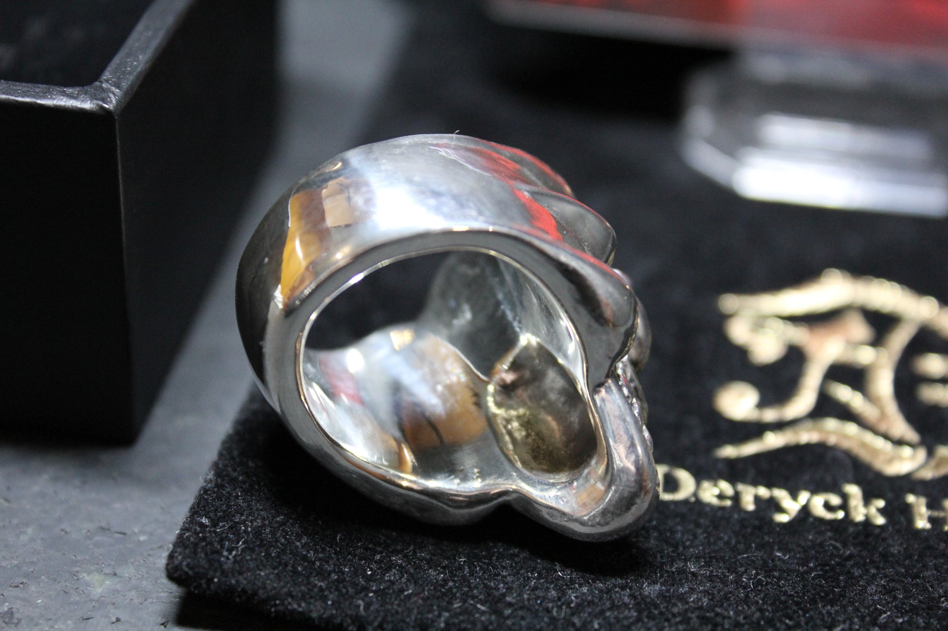Cheeky Skull