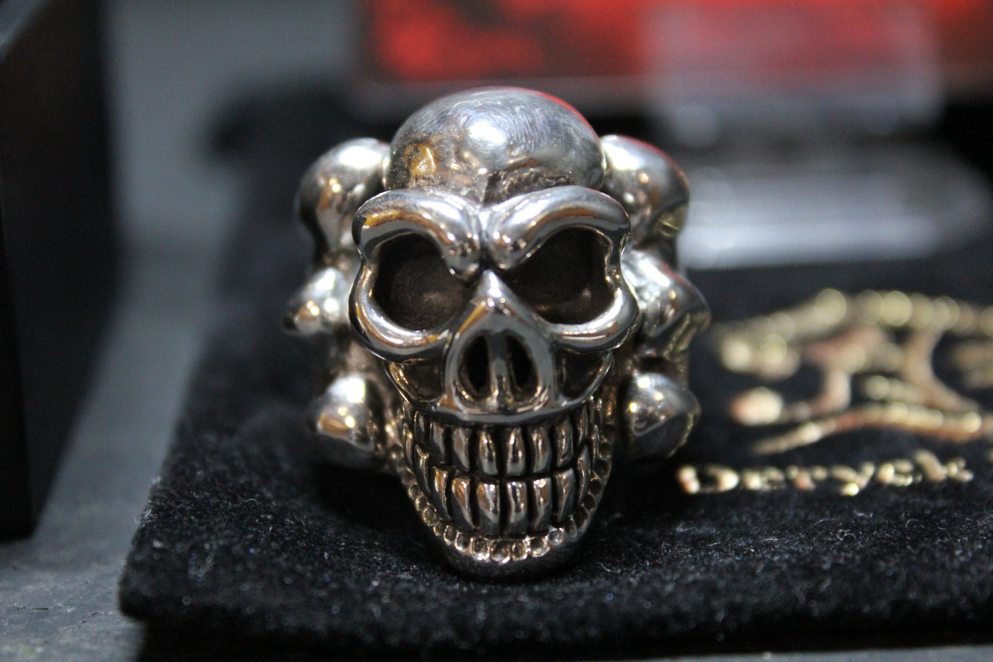 Cheeky Skull